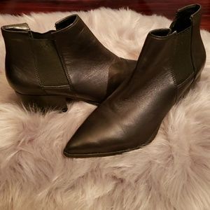 Black Steven Max Pointy Steven Booties